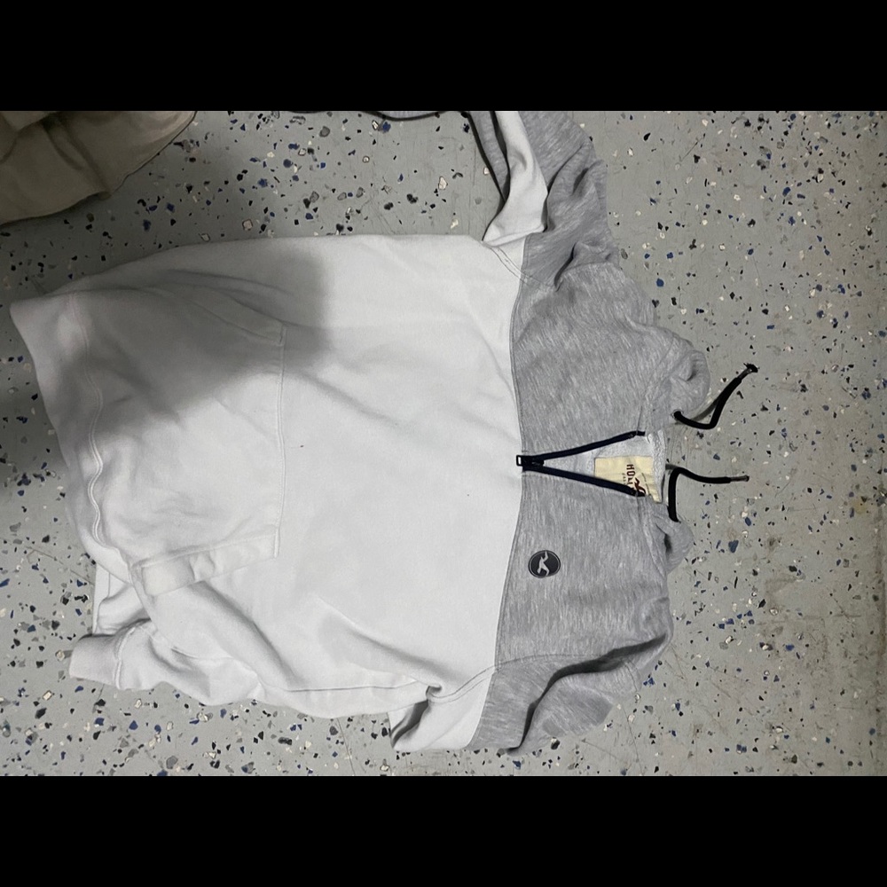Holister grey and white hoodie never worn